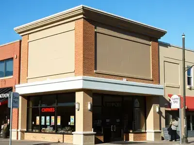 Commercial TPO roofing - retail building